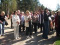 Priekules novada sakoptāko sētu saimnieku ekskursija uz Baltezera stādu audzētavu.08.05.13.